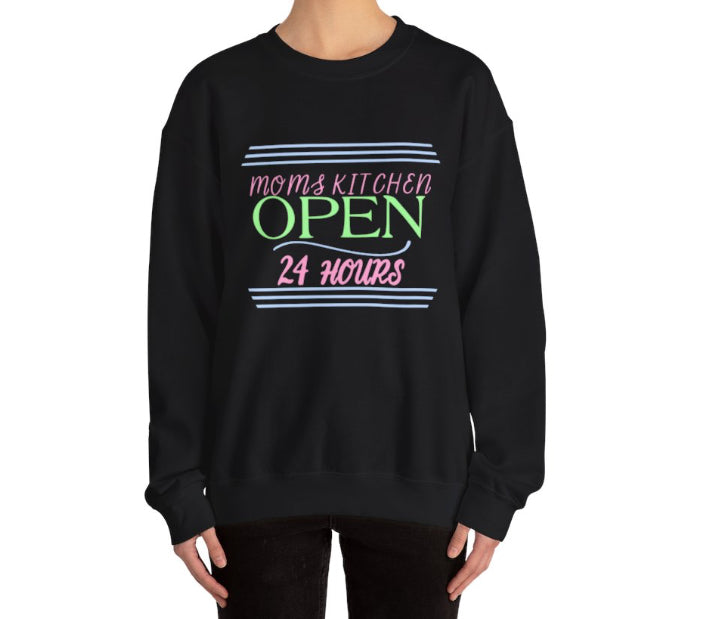Moms kitchen Crew Neck