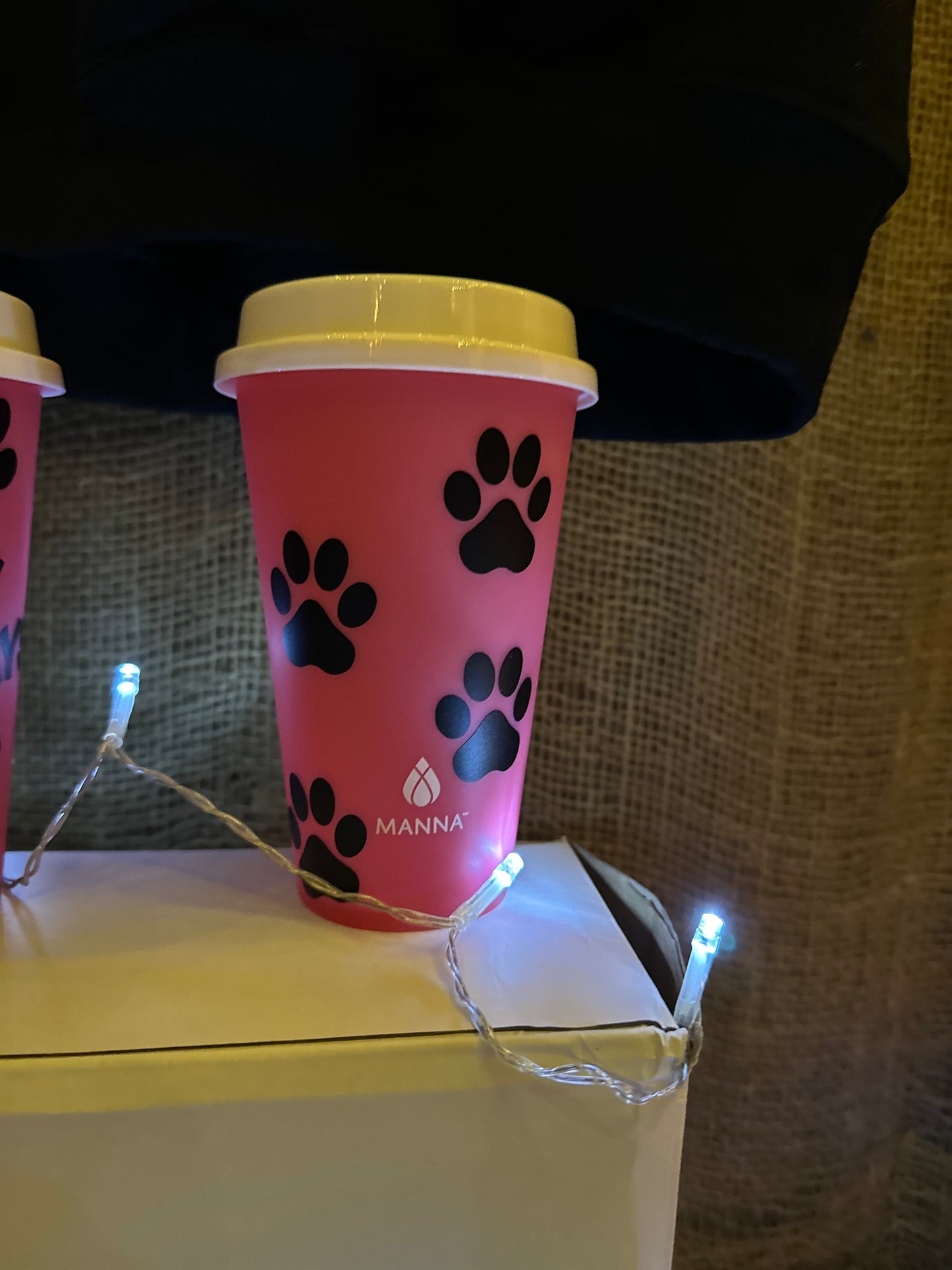 Happy Pawlidays colour changing cup